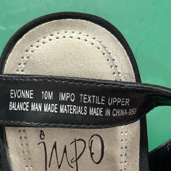 Impo Black Strappy Women's Sandals - Picture 4 of 4